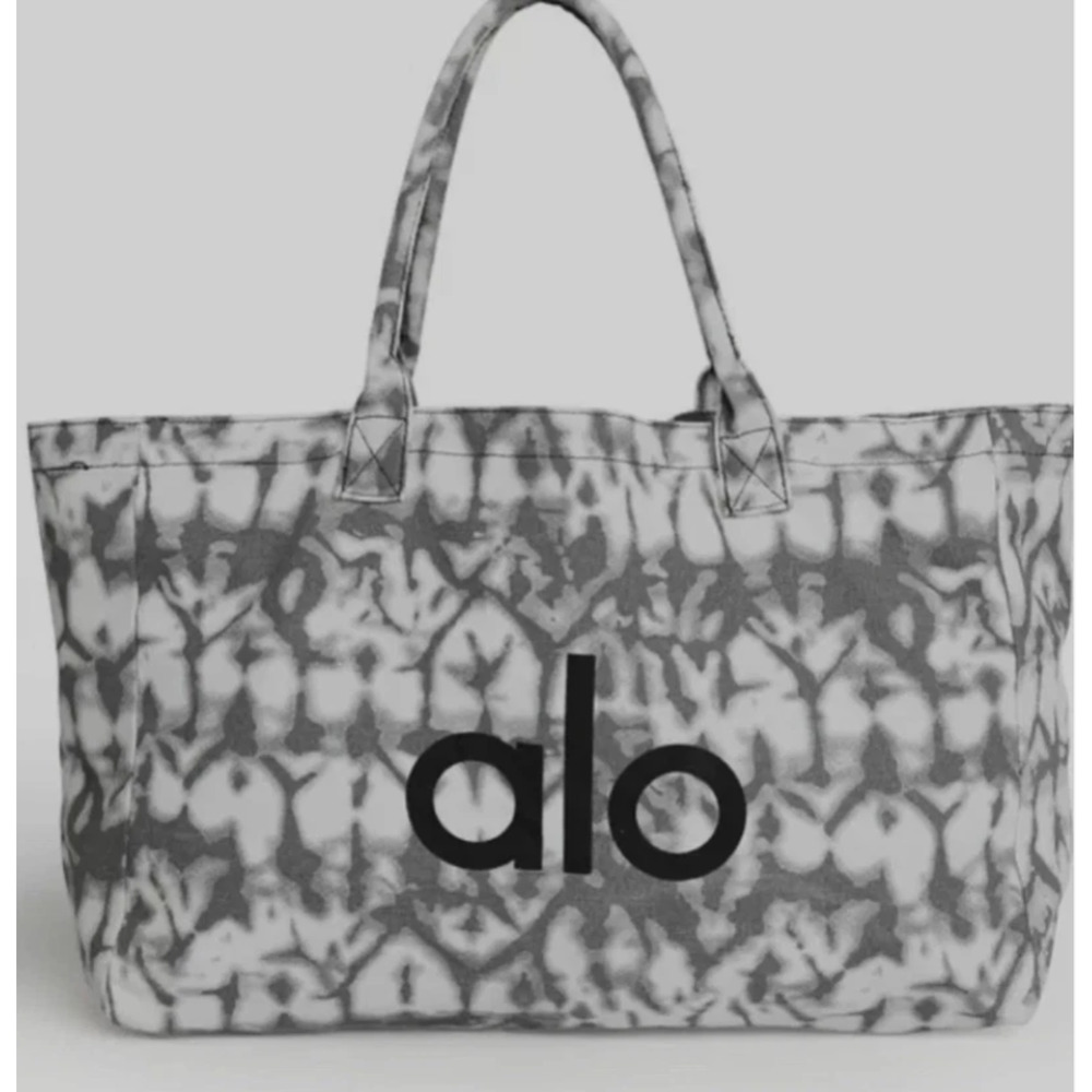 Alo Yoga Large Tie Dye Canvas Tote Bag Gray White Logo Gym Beach Carryall - Picture 11 of 16